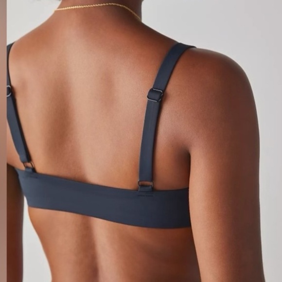 Free People Notched Lily Scuba Bralette NWT Size Medium - Picture 2 of 5